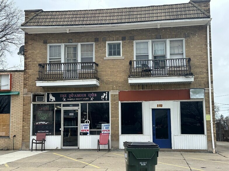 More Photos Of 560-562 E 200th St, Cleveland Storefront Retail Residential For Lease