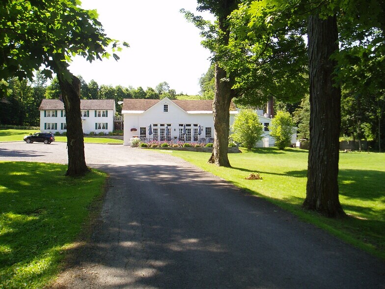 More Photos Of 124 Main St, Cherry Valley Restaurant For Sale