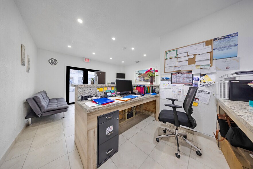 More Photos Of 1025 E 45th St, Hialeah Auto Salvage Facility For Sale