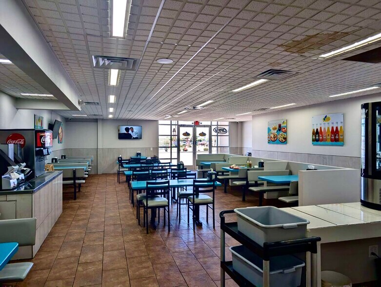 More Photos Of 12211 Montwood Dr, El Paso General Retail For Lease