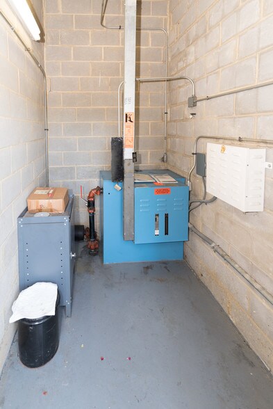 More Photos Of 8441 Belair Rd, Nottingham Medical For Lease