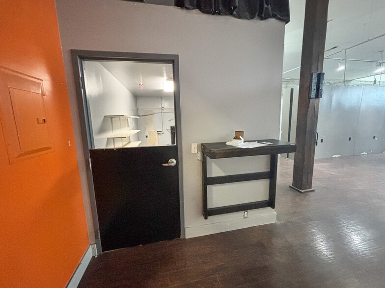 More Photos Of 255 Liberty St NE, Salem Office For Lease