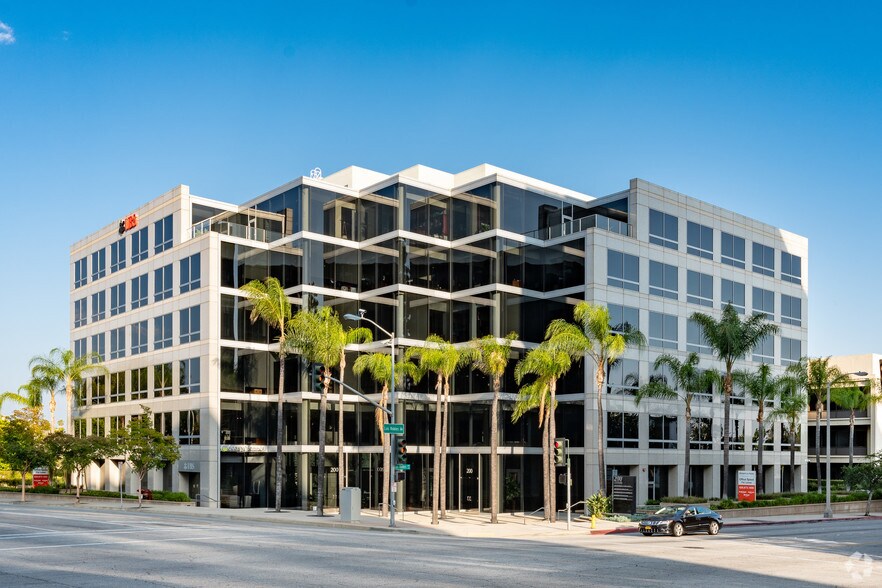 More Photos Of 200 S Los Robles Ave, Pasadena Office For Lease