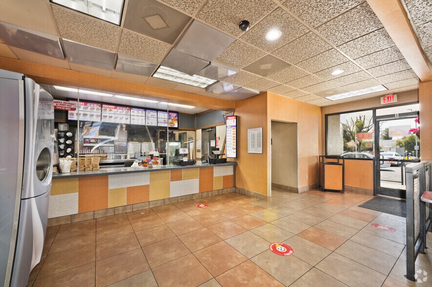 More Photos Of 1605 E Highland Ave, San Bernardino Fast Food For Sale