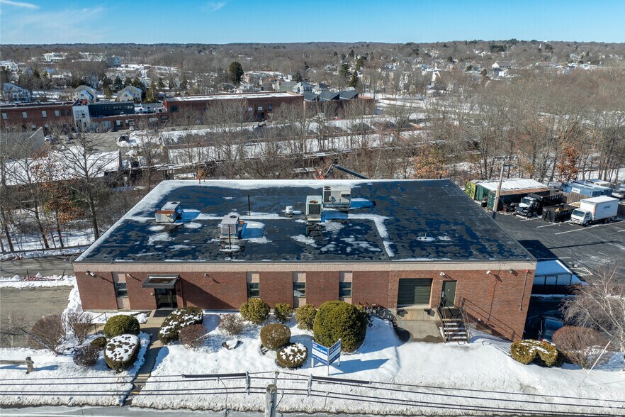 More Photos Of 823 Pleasant St, Norwood Light Manufacturing For Sale