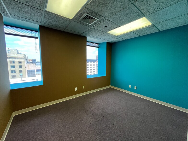 More Photos Of 110 S Main St, Wichita Office Residential For Sale