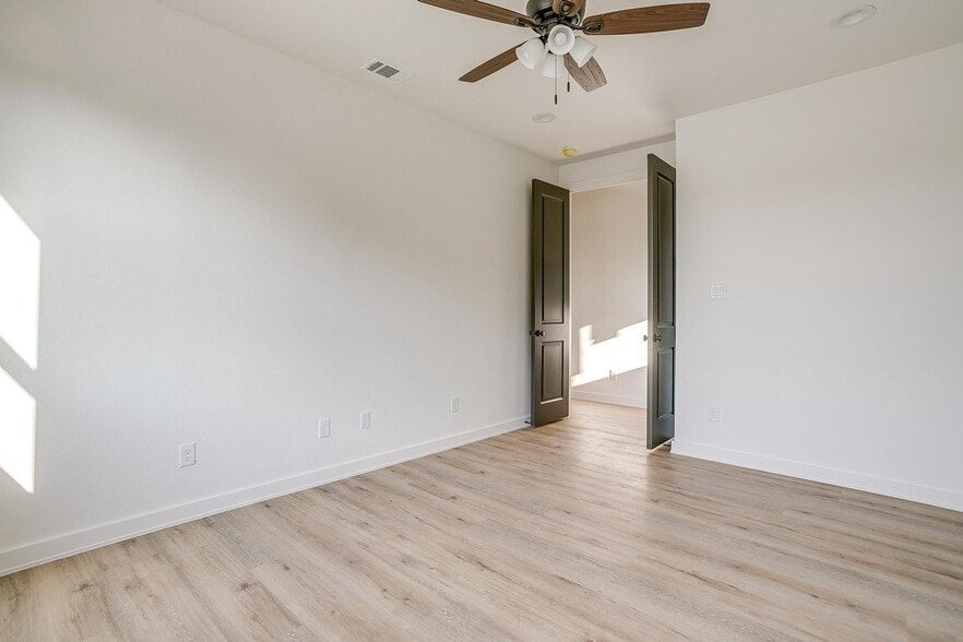 More Photos Of 3108 Frazier Ave, Fort Worth Multifamily For Sale