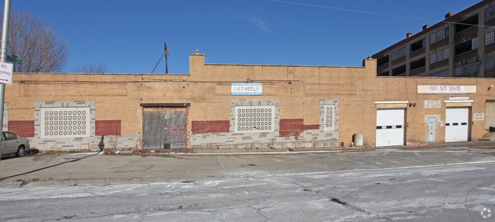 More Photos Of 2200 W Lafayette Ave, Baltimore Warehouse For Sale
