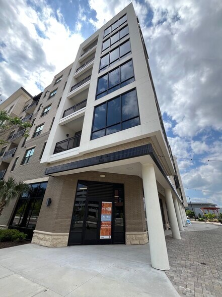 More Photos Of 901 Nutt St, Wilmington Multifamily For Sale