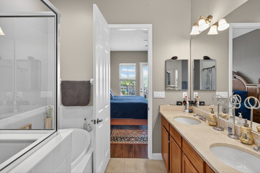 More Photos Of 524-590 Market St, Saint Augustine Apartments For Sale