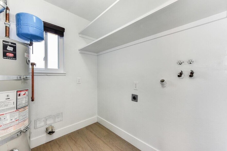 More Photos Of 5364 Garfield Ave, Sacramento Apartments For Sale