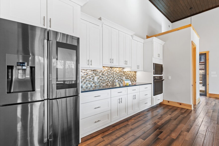 More Photos Of 5735 Archer Ave, Cumming Apartments For Sale