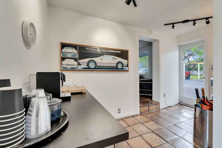 More Photos Of 609 W Fairbanks Ave, Winter Park Auto Repair For Sale