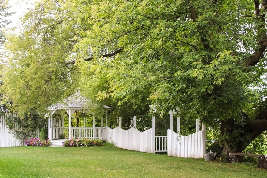 More Photos Of W8832 WI-96, Hortonville Religious Facility For Sale