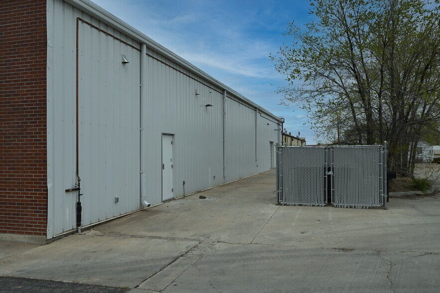 More Photos Of 2288 E Main St, Cortez Storefront For Lease