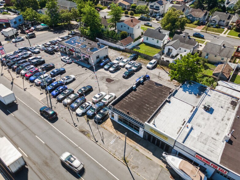 More Photos Of 2846 Sunrise Hwy, Bellmore General Retail For Sale