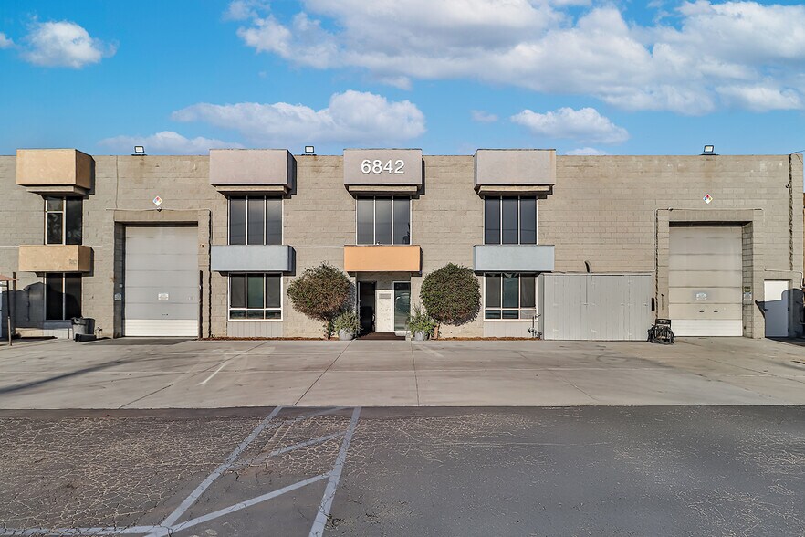 Primary Photo Of 6846 Valjean Ave, Van Nuys Warehouse For Sale