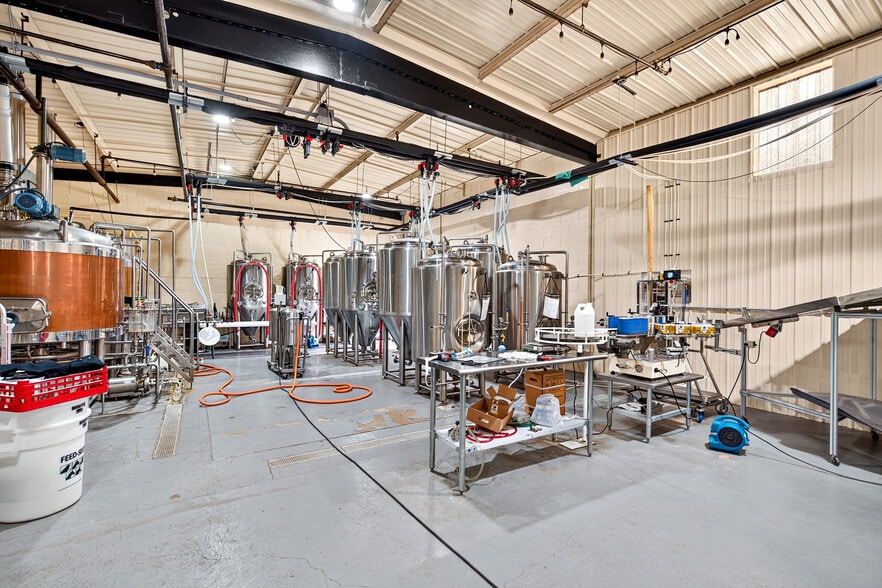 More Photos Of 662 Fillmore Ave, Buffalo Industrial For Sale