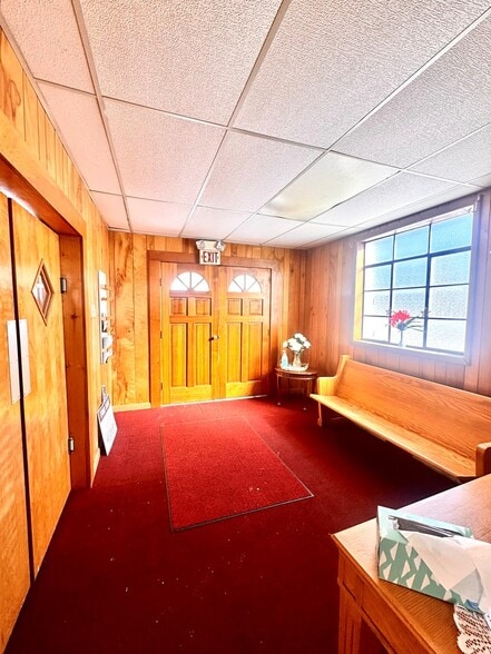 More Photos Of 105 Smith St, Beckley Religious Facility For Sale