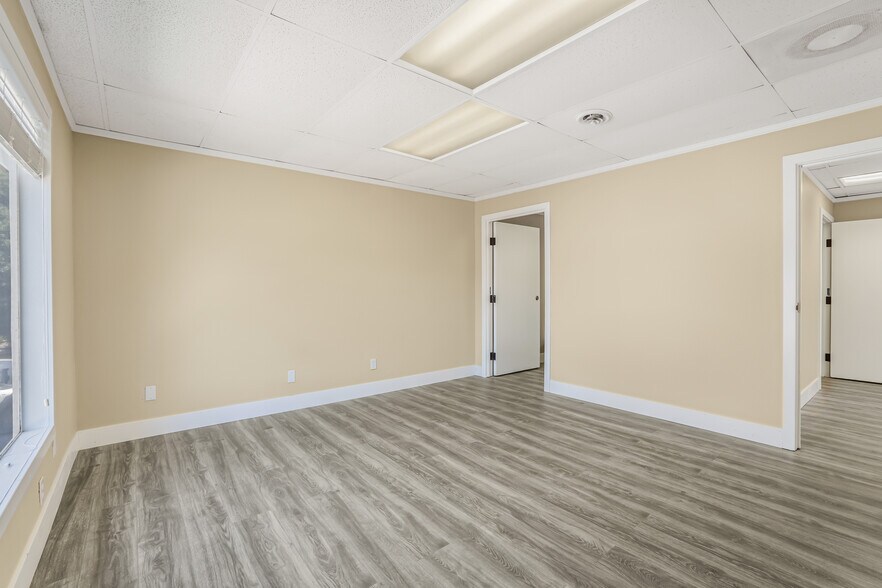 More Photos Of 720 N Ventura Rd, Port Hueneme Office Residential For Sale