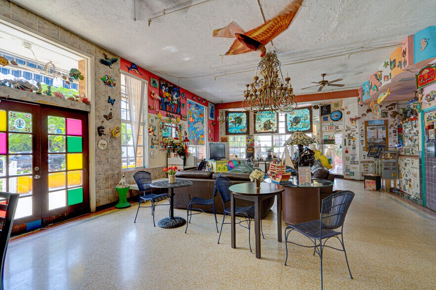 More Photos Of 1680 James Ave, Miami Beach Hotel For Sale