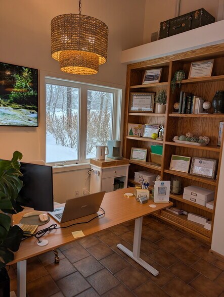 More Photos Of 11 Garden Rd, Plaistow Medical For Lease