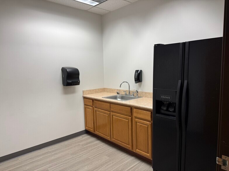 More Photos Of 3673 S Bullard Ave, Goodyear Warehouse For Lease