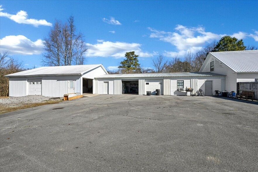 More Photos Of 61 AL Highway 69 N, Cullman Flex For Sale