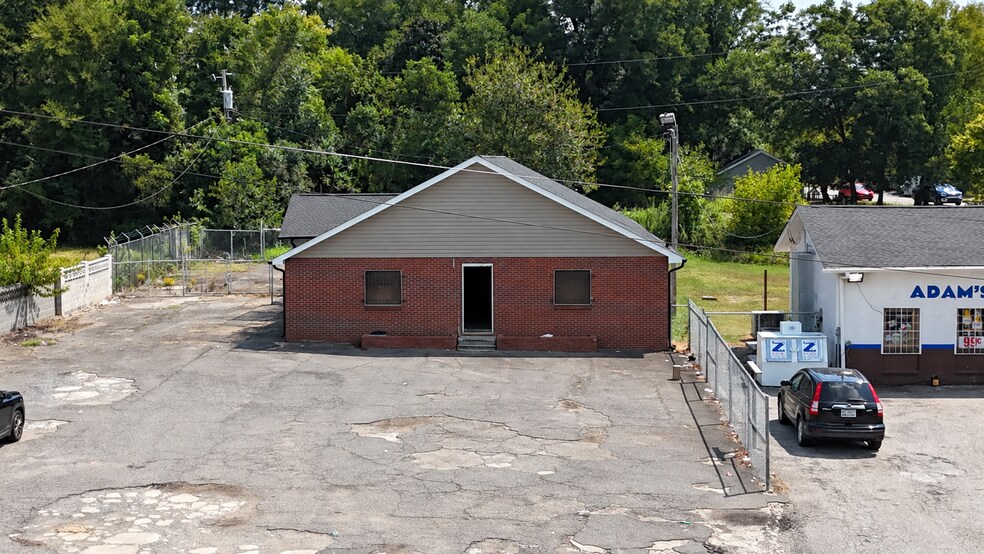 Primary Photo Of 593 S Wilson St, Rock Hill Restaurant For Sale