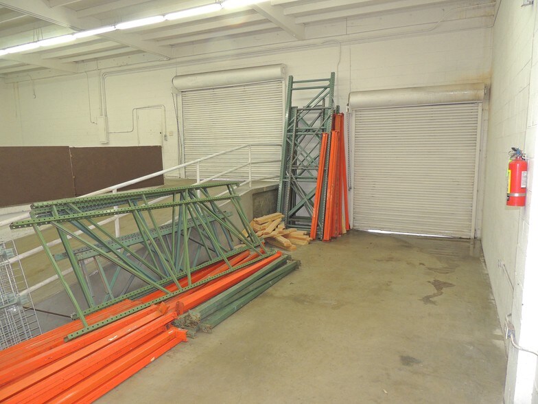 More Photos Of 706 A Ave, National City Freestanding For Lease