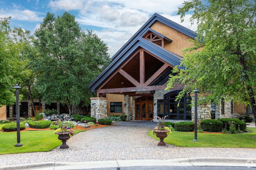 More Photos Of 1920 Turning Leaf Ln SW, Alexandria Warehouse For Lease