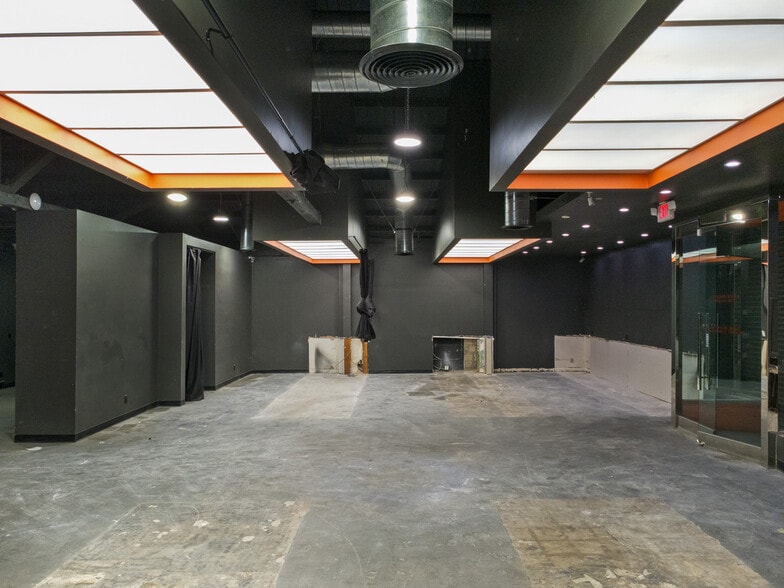 More Photos Of 7402 W Sunset Blvd, Los Angeles Freestanding For Lease