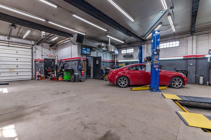 More Photos Of 2227 N 3rd Ave, Whitehall Service For Sale