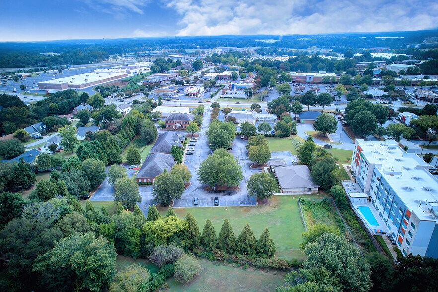 More Photos Of 634 Fairview Rd, Simpsonville Land For Sale