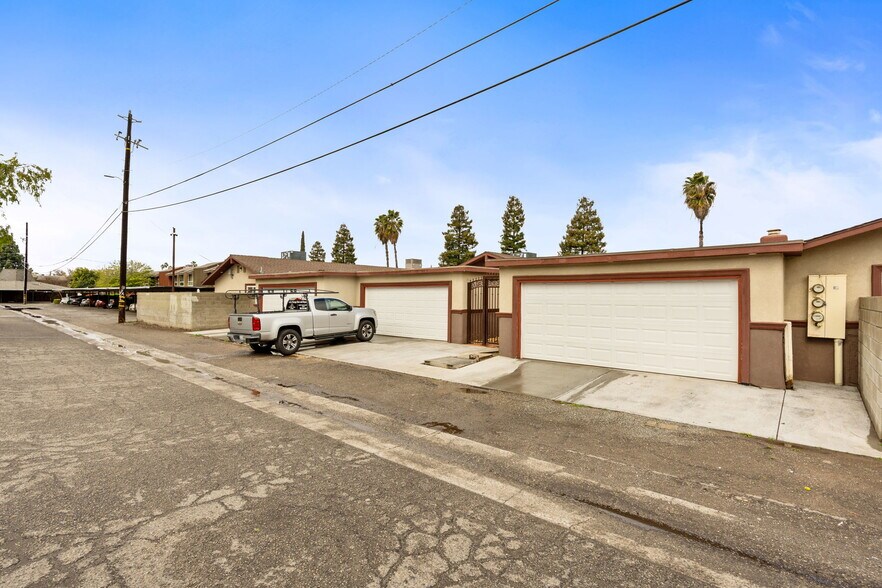 More Photos Of 5180 E Hedges Ave, Fresno Apartments For Sale