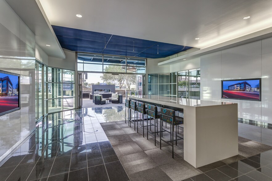 More Photos Of 1355 N Scottsdale Rd, Scottsdale Office For Lease