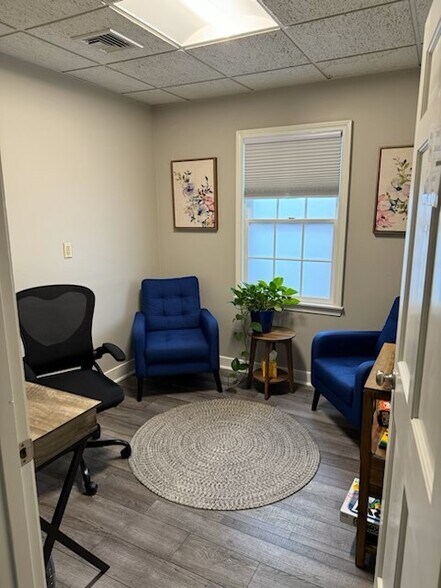 More Photos Of 693 E Central St, Franklin Office For Lease