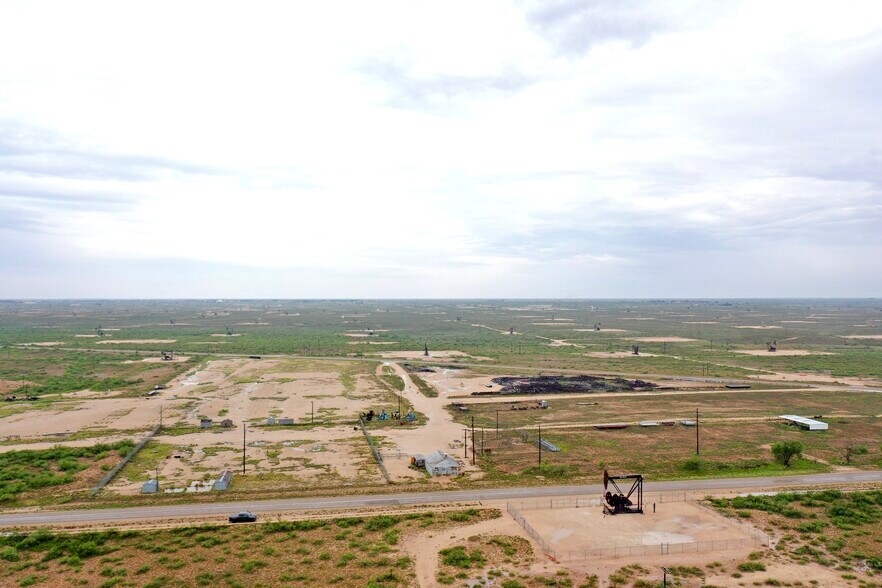 More Photos Of 1196 County Road 330 rd, Denver City Land For Sale