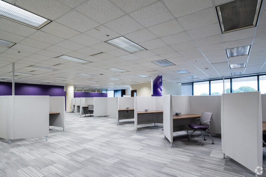 More Photos Of 4055 International Plz, Fort Worth Office For Lease