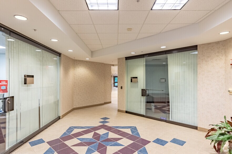 More Photos Of 8725 Rosehill Rd, Lenexa Office For Lease