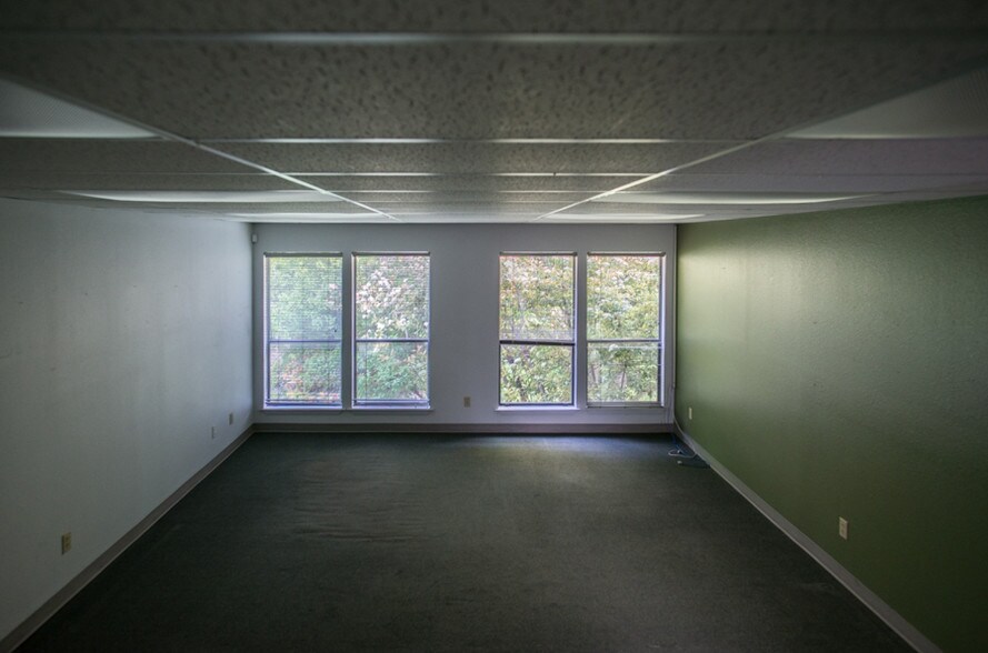 More Photos Of 3930 Bee Caves Rd, Austin Office For Lease