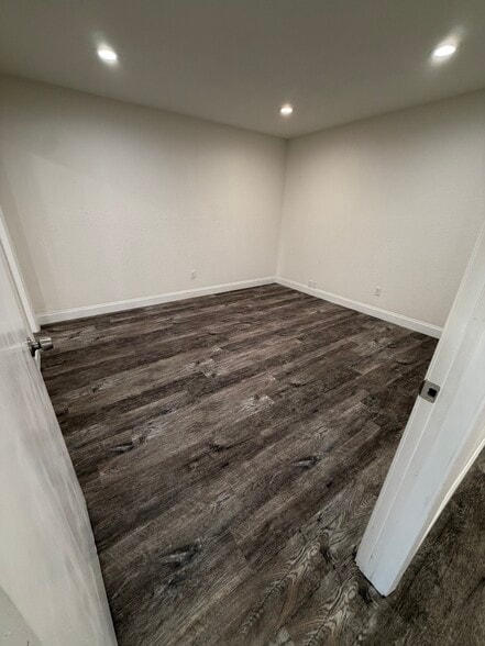 More Photos Of 5116 Sun Valley Dr, Fort Worth Flex For Lease