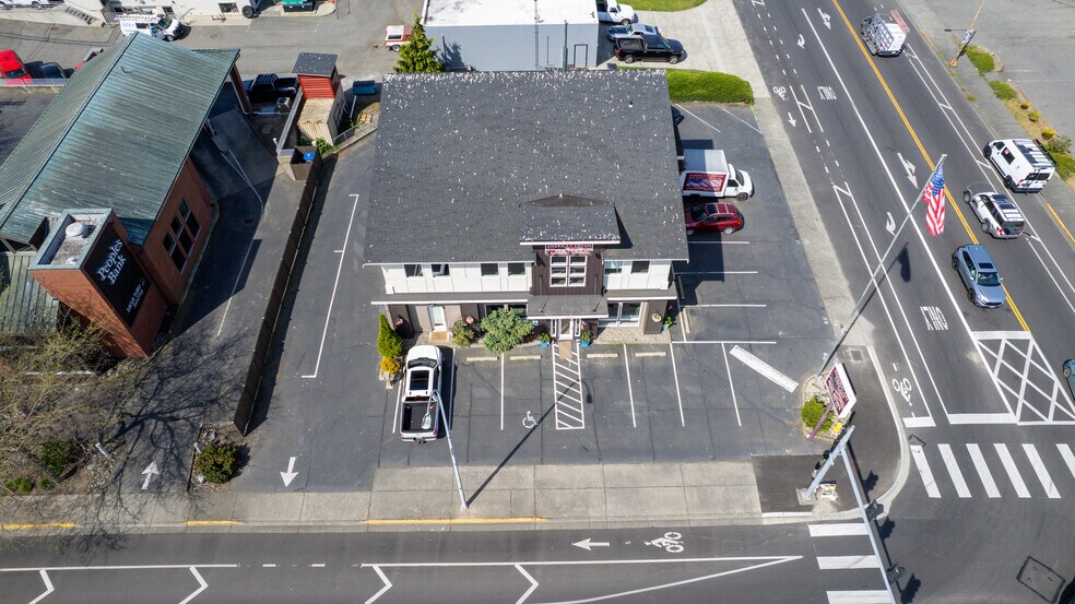 More Photos Of 1202 Commercial Ave, Anacortes Office For Sale