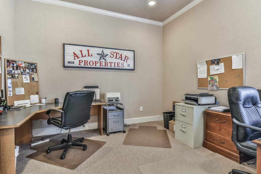 More Photos Of 5501 Louetta Rd, Spring Office For Sale