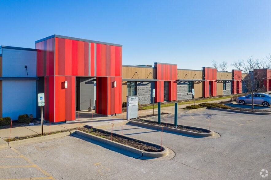 More Photos Of 2603 W Rawson Ave, Oak Creek Medical For Lease