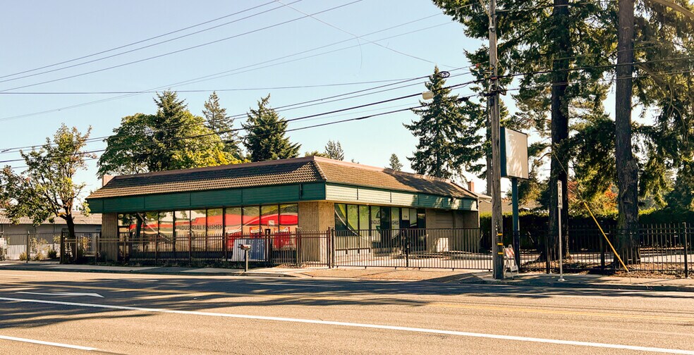 Primary Photo Of 11744 SE Stark St, Portland Storefront For Lease