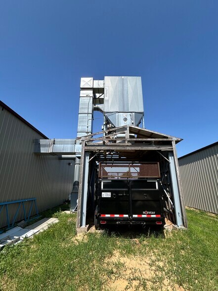 More Photos Of 1530 1st St, Friend Land For Sale