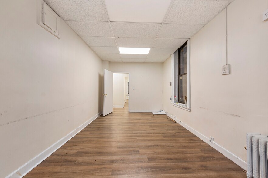 More Photos Of 370 E 149th St, Bronx Office For Lease