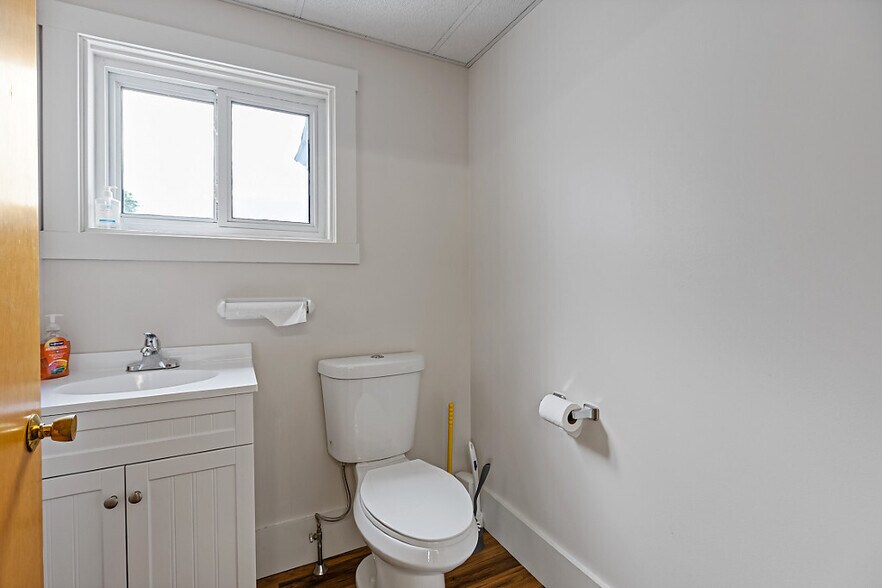 More Photos Of 323 State St, Augusta Office Residential For Sale