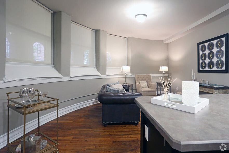 More Photos Of 300 Alexander St, Rochester Apartments For Sale